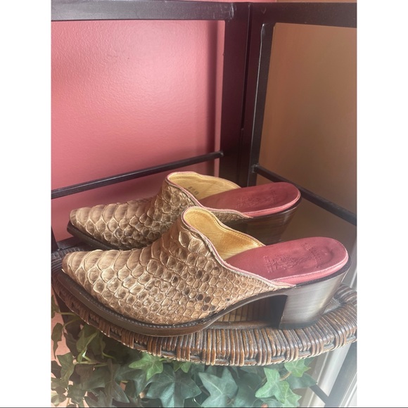 OLD GRINGO Snakeskin mules sz 8.5 - Picture 3 of 8
